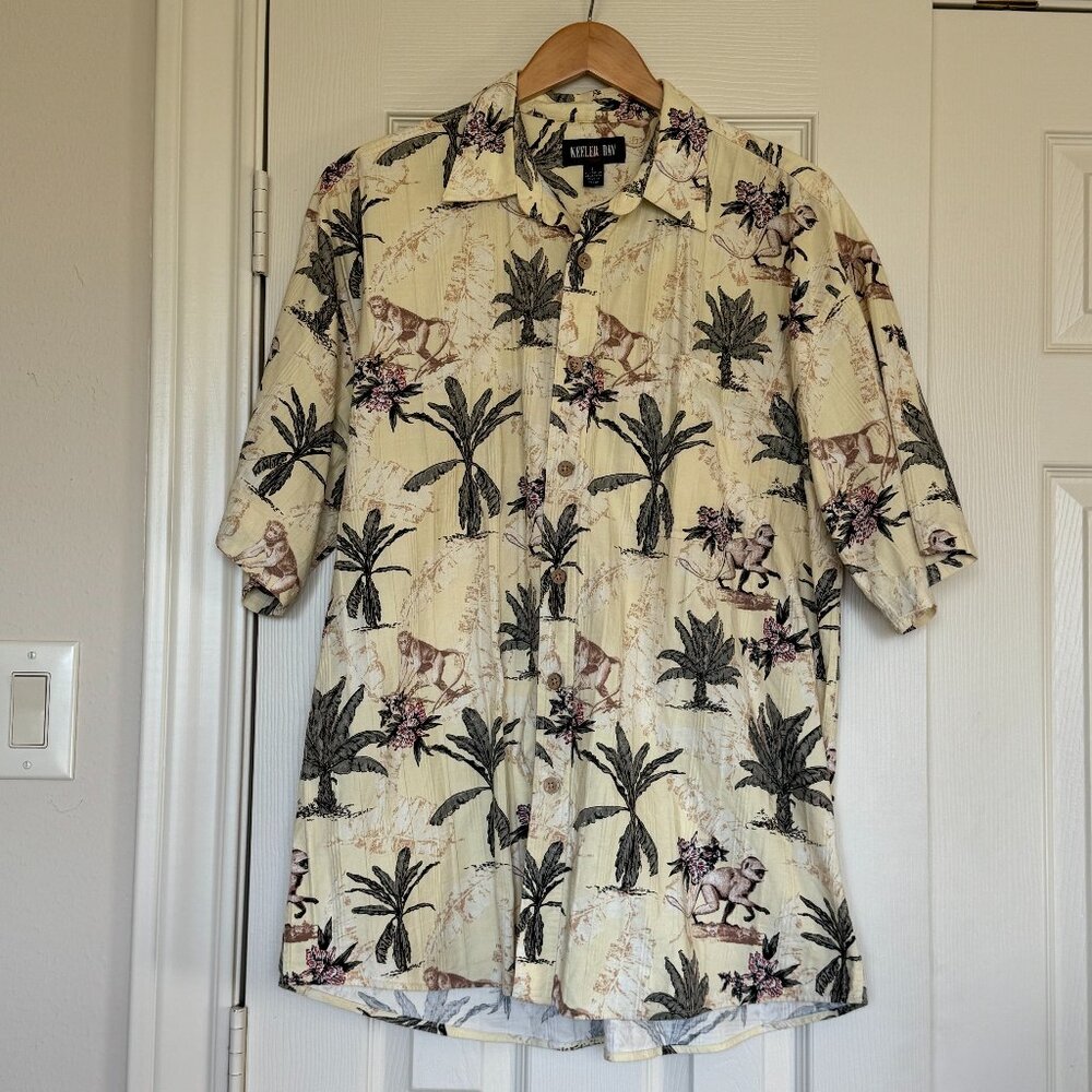 Keeler Bay Yellow, Tan, Green Tropical Monkey Print Camp Shirt – Men’s Size L